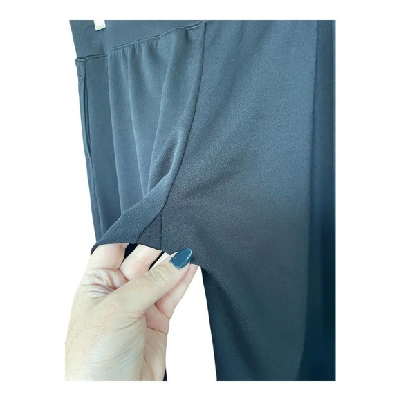 NIKE Women's Fit Dry Black Weave Knit Wide Leg Pockets Pants Size Medium 8/10 - Picture 10 of 10